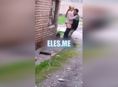 Публичный узбек порно. Муж трахает на улице жену в платке